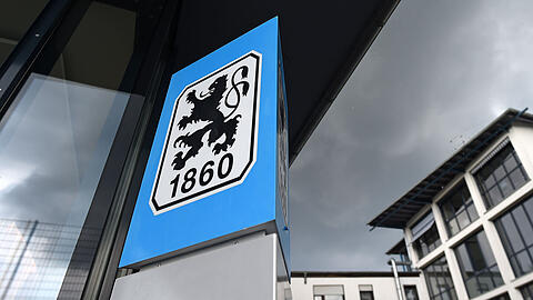 Die TSV 1860 Merchandising GmbH verlost aktuell einen Nissan Micra im Löwen-Design. (Symbolbild)
