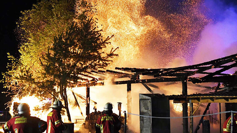 Die Bilder vom Feuerwehreinsatz in Oberbiberg.