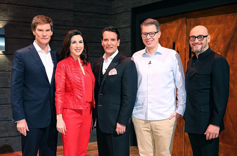 Die Jury der 3. Staffel 'Die Höhle der Löwen'. Carsten Maschmeyer, Judith Williams, Ralf Dümmel, Frank Thelen und Jochen Schweizer.