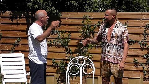 Mario Basler und Eric Sindermann diskutieren.