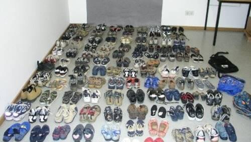 Sexuelle Motive: 112 Paar Kinderschuhe hat der Mann gestohlen Sexuelle Motive: 112 Paar Kinderschuhe hat der Mann gestohlen