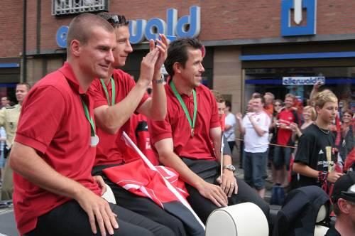 Vor zwei Jahren großer Pokal-Triumphzug: Marek Nikl (l.)  mit Marek Mintal und Tomas Galasek.