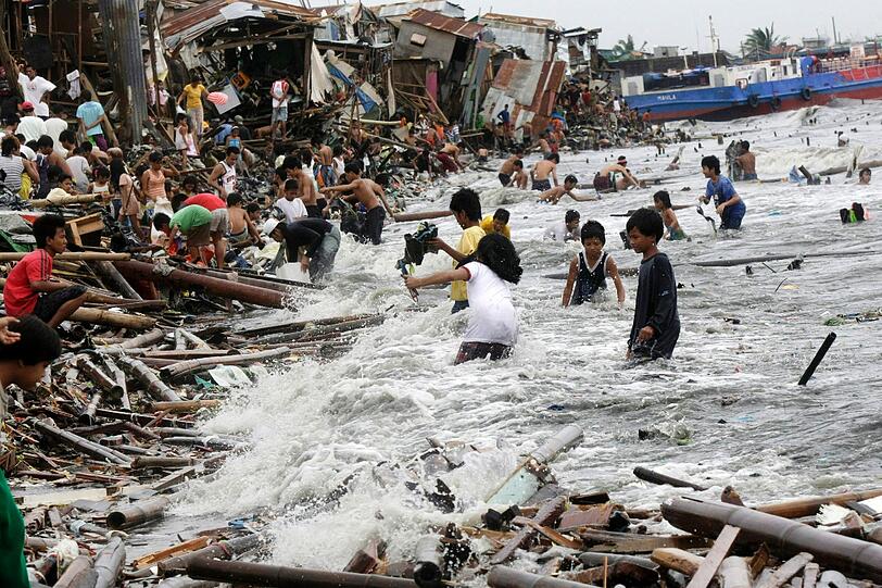 Bilder der Verwüstung: Taifun "Nesat" verwüstet die Philippinen - Die Bilder