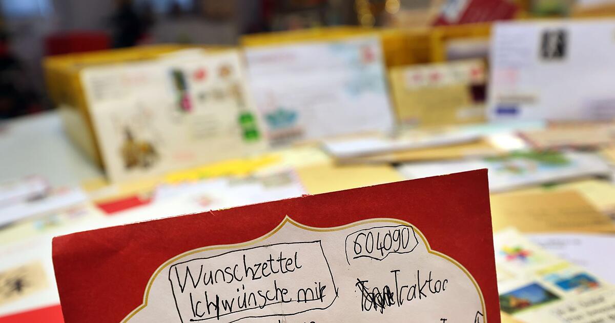 Adventsstress-im-Weihnachtspostamt-Kinder-wollen-Antwort
