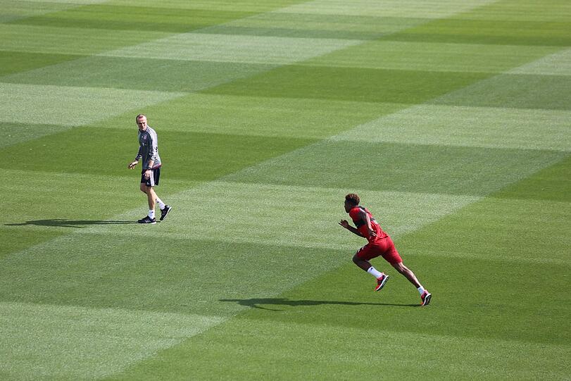 Die Bayern in der Wüste: Sehen Sie hier die besten Bilder des Trainingslagers in Doha.