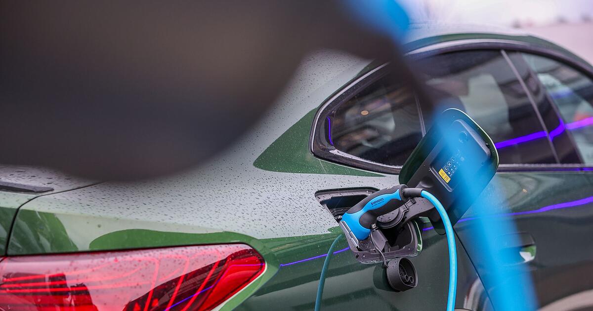 BMW-h-lt-versch-rftes-CO2-Flottenziel-im-ersten-Jahr-ein