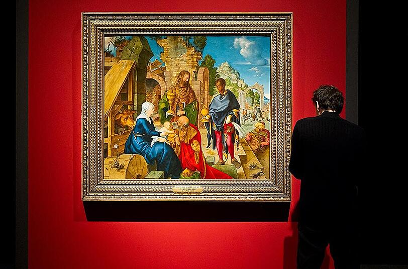 Das Gemälde "Anbetung der Könige" von Albrecht Dürer, ist am Dienstag im Germanischen Nationalmuseum in Nürnberg in einer Dürer-Ausstellung zu sehen. (Archivbild)