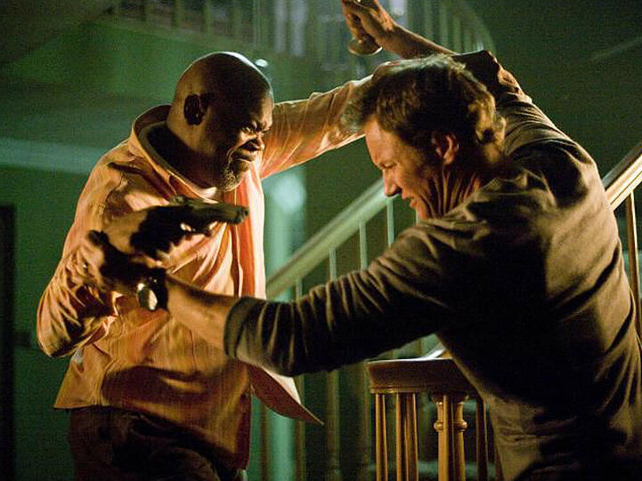 "Lakeview Terrace": Die Auseinandersetzungen zwischen Polizist Abel (Samuel L. Jackson) und Chris (Patrick Wilson) werden immer härter