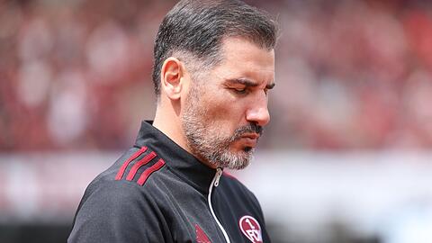 Nürnbergs Trainer Cristian Fiel reagiert.