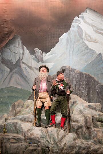 Das Alpen-Rock-Musical "Der Watzmann ruft" im Deutschen Theater.