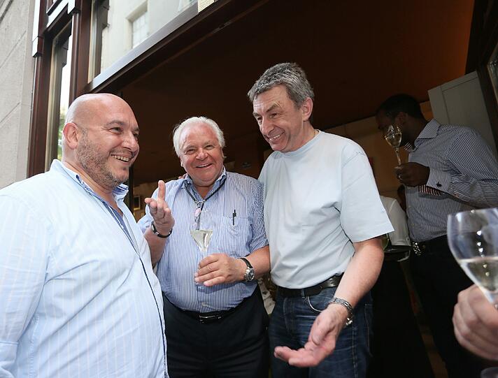 Kleines Jubiläum: Die Brasserie L'Atelier feiert fünfjähriges Bestehen. Münchner Promis feierten mit Inhaber Thierry Leoncelli. Die Bilder