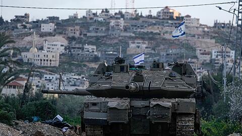 Israelische Soldaten sollen im Westjordanland einen Zwölfjährigen erschossen haben.