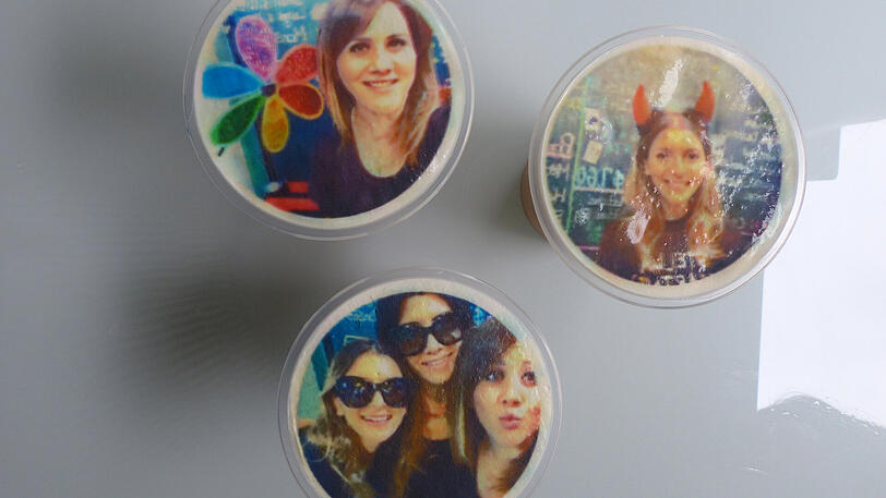 Ein schmackhafter Trend? Selfies von US-Touristinnen auf dem "Selfie-Coffee".