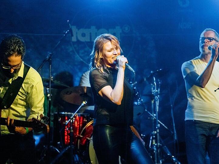 Franziska Weisz spielt mit ihrer Band Jawoi! im Bahnhof Pauli.