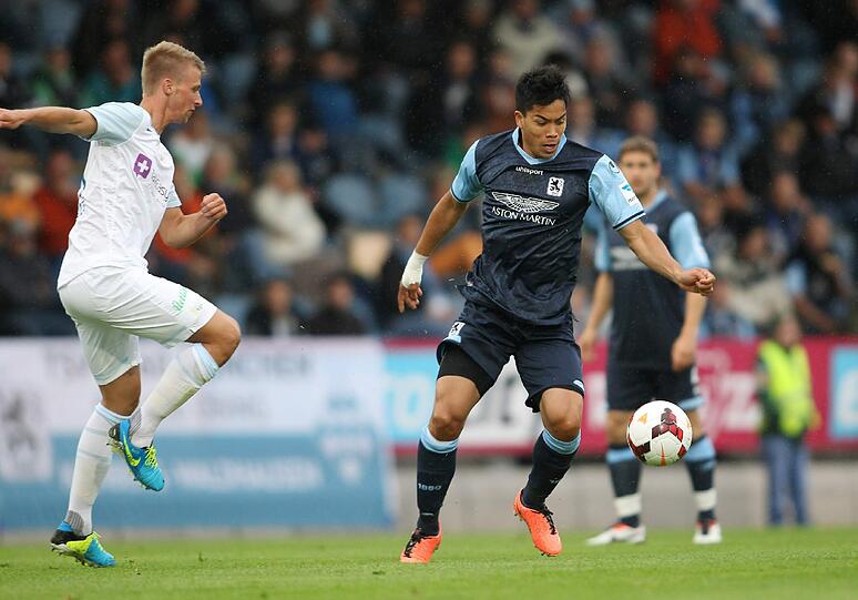 Der TSV 1860 München hat sein Testspiel gegen den FC Zürich mit 5:1 gewonnen. Die besten Bilder aus dem Grenzlandstadion von Kufstein.