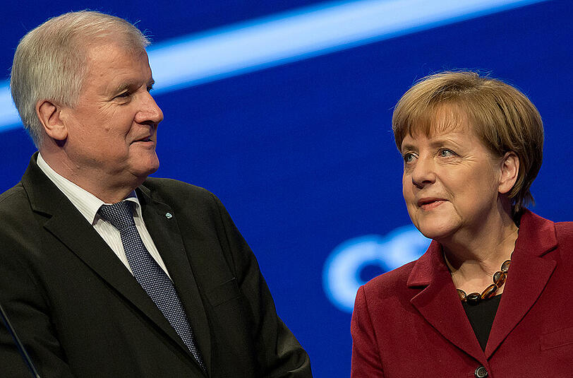 Liefern sich Seehofer und Merkel bald ein Wahlduell auf Bundesebene?