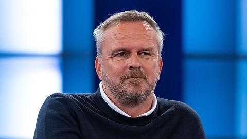 Der frühere Nationalspieler Dietmar Hamann sieht die Zukunft von Bundestrainer Julian Nagelsmann gefährdet.