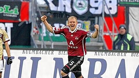 Wenn&rsquo;s nach ihm ginge, würde Mannschaftskapitän Andy Wolf auch weiterhin am liebsten für den Club jubeln.