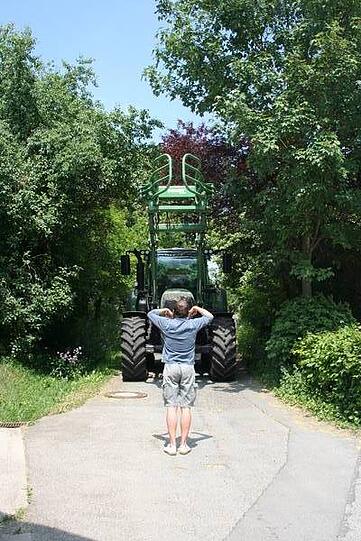Bilder vom Making- of: Die Aufnahmen für den Jungbauernkalender 2013 in Bayern fanden im Mai statt