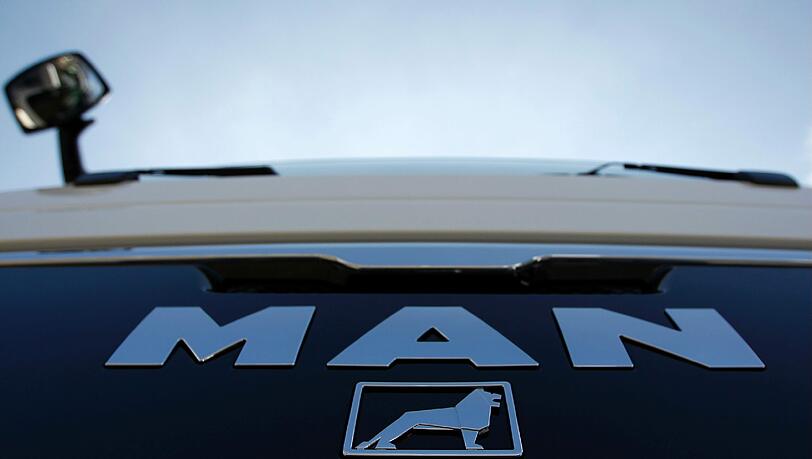 Das Logo des Lkw-Herstellers MAN Das Logo des Lkw-Herstellers MAN