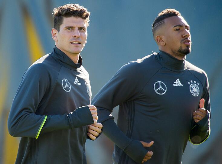 Die Bilder vom DFB-Training beim FC Bayern.