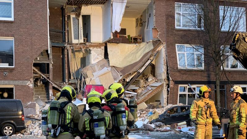 Das Haus ist akut einsturzgefährdet. Das Haus ist akut einsturzgefährdet.