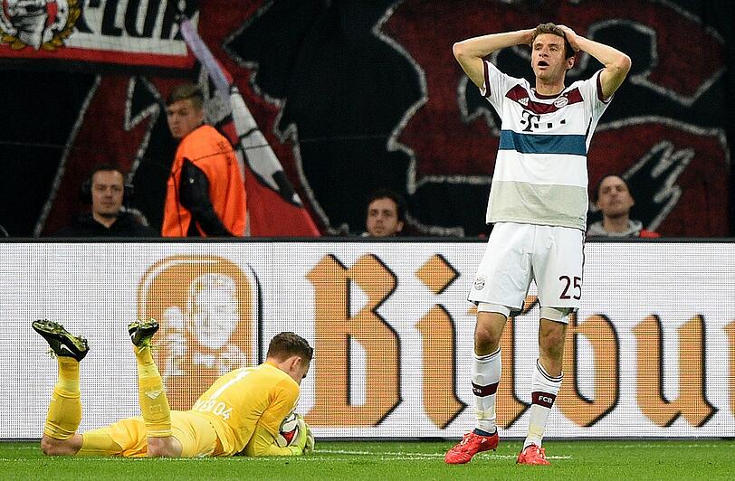 Thomas Müller &ndash; Note 4 - Vergab die einzige Großchance der ersten Halbzeit freistehend (39.). Eine Szene mit Symbolcharakter: Seinen Aktionen fehlte die letzte Konsequenz.