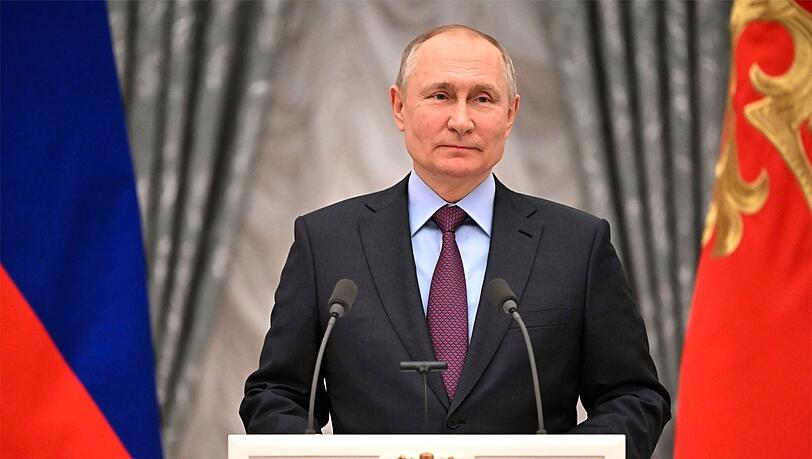 Kremlchef Wladimir Putin hat einen Auslandseinsatz des russischen Militärs in Luhansk und Donezk angeordnet.