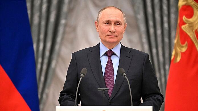 Kremlchef Wladimir Putin hat einen Auslandseinsatz des russischen Militärs in Luhansk und Donezk angeordnet.
