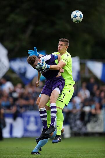 Der TSV 1860 gewinnt im Toto-Pokal mit 4:0 gegen den Bezirksligisten VfR Neuburg. Die Bilder zum Durchklicken.