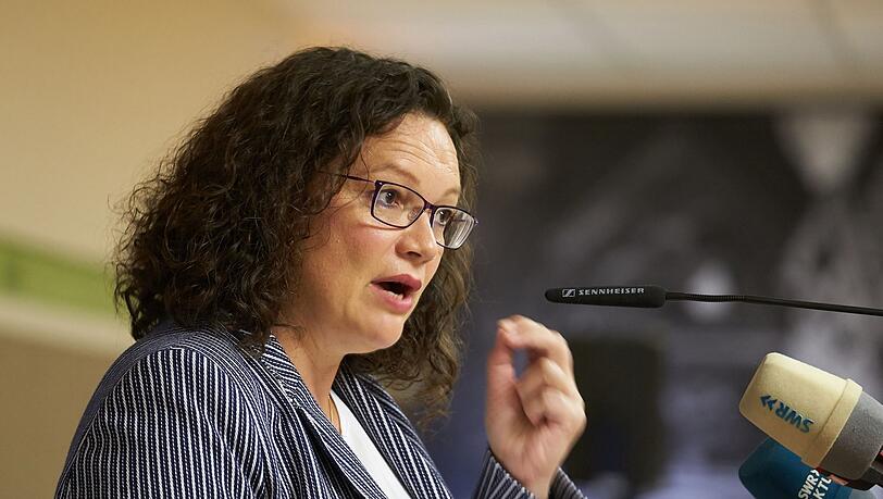 Andrea Nahles, ehemalige Vorsitzende der SPD, hält einen Vortrag im Kloster Maria Laach.