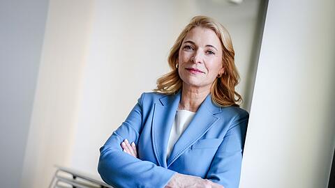 Die Bahnchefin wirbt um Geduld f&uuml;r die grundlegende Sanierung der Schiene. (Archivbild)