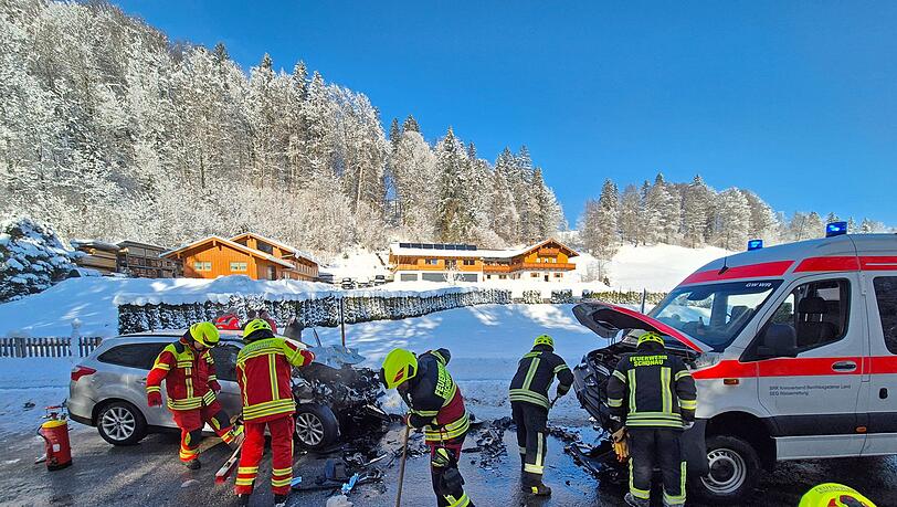 Die Bundesstra&szlig;e 305 war nach dem Unfall f&uuml;r mehrere Stunden voll gesperrt.