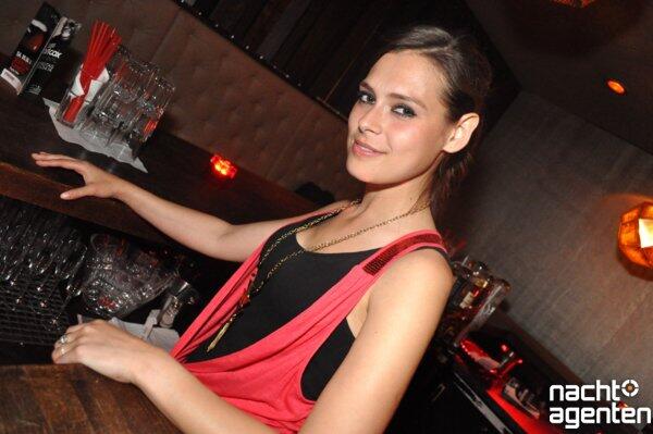 Beim Donnerstagsclubbing in der 089-Bar mit DJ Nino und DJ Stefan gab's das Beste aus House, Pop, Rock und Disco auf die Ohren. Mehr Bilder unter: href="http://www.nachtagenten.de/gallery/donnerstags-clubbing.921335.html