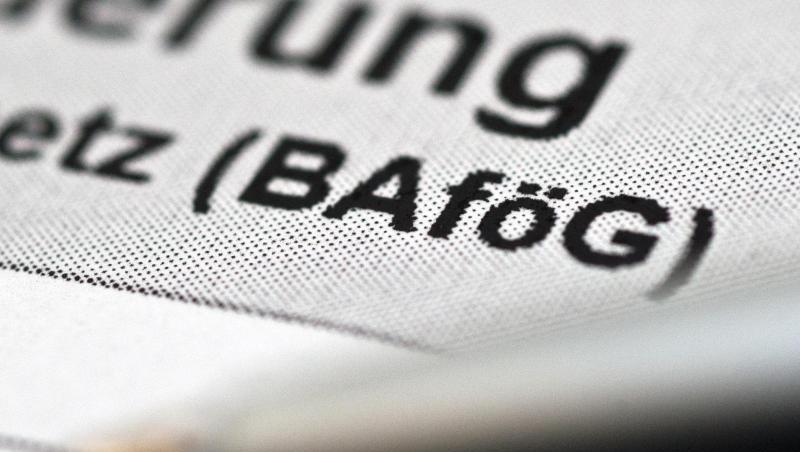 Der Förderhöchstbetrag für Studenten steigt von 735 auf 853 Euro im Monat. Der Förderhöchstbetrag für Studenten steigt von 735 auf 853 Euro im Monat.