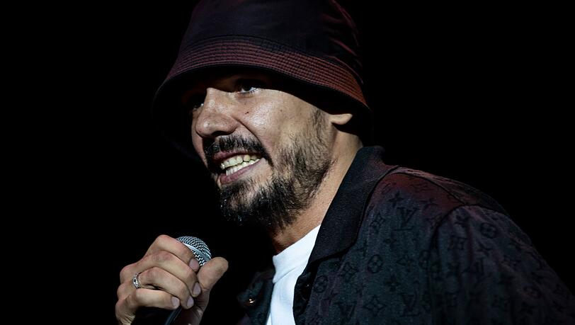 Rapper Capital Bra hat gegen die gemeinsame Glücksspielbehörde der Länder geklagt. (Archivbild) Rapper Capital Bra hat gegen die gemeinsame Glücksspielbehörde der Länder geklagt. (Archivbild)