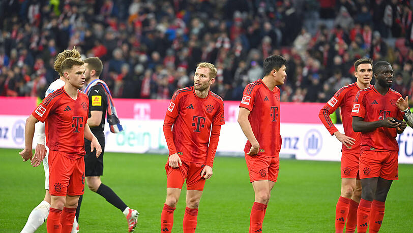 Der FC Bayern kassiert nach der 4:0-Führung gegen Kiel noch drei Gegentore.