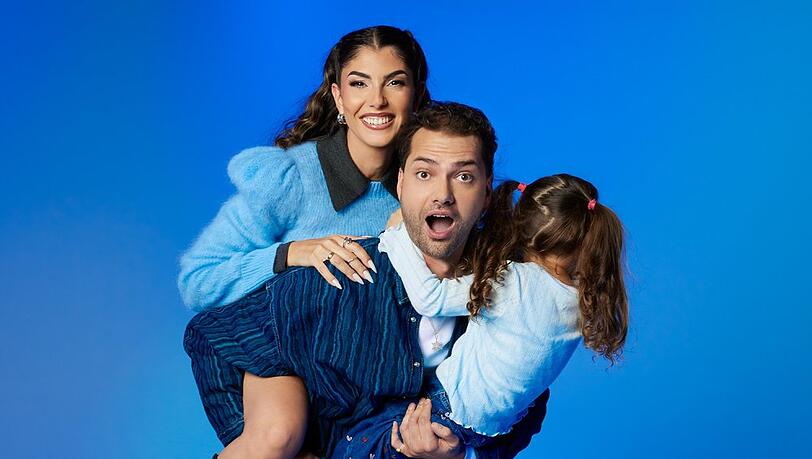 Yeliz Koc und Jimi Blue Ochsenknecht mit Tochter Snow. Yeliz Koc und Jimi Blue Ochsenknecht mit Tochter Snow.