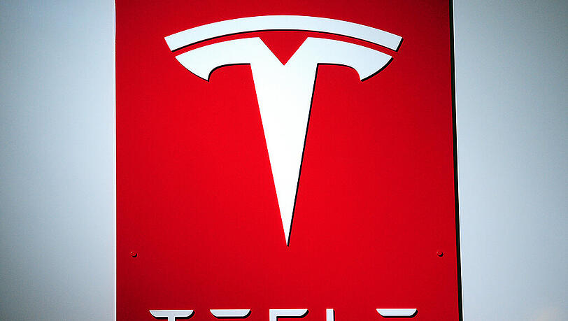 Kann kaum nachleifern: Im ersten Quartal brachte Tesla 14 820 Wagen an die Kundschaft. Die eigene Prognose lag bei 16 000 Stück. Foto: Daniel Reinhardt Kann kaum nachleifern: Im ersten Quartal brachte Tesla 14 820 Wagen an die Kundschaft. Die eigene Prognose lag bei 16 000 Stück. Foto: Daniel Reinhardt