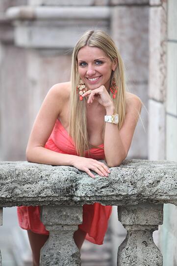 Luisa Bässler: Sie ist unter dem Top 30 der zahlreichen Bewerberinnen. Wird Luisa die "Schöne Münchnerin 2011"?