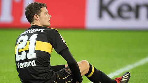 Stuttgarts Benjamin Pavard erlitt einen Faserriss und fällt vorerst aus.