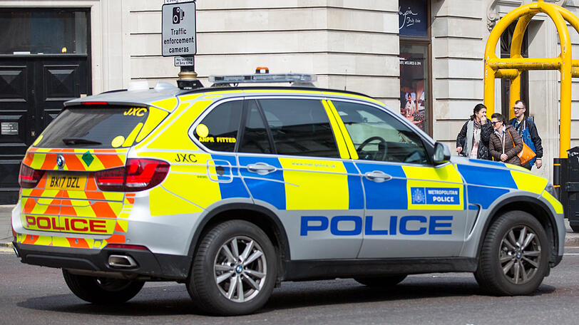 Die britische Polizei konnte mehrere Verdächtige festnehmen.