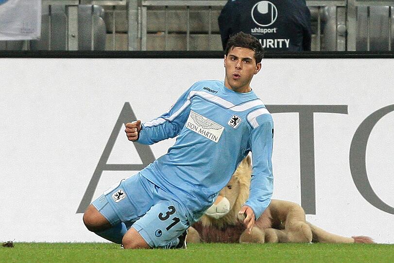 Kevin Volland konnte gegen Paderborn zwar über seinen siebten Saisontreffer jubeln. Das Tor aber war höchst umstritten.