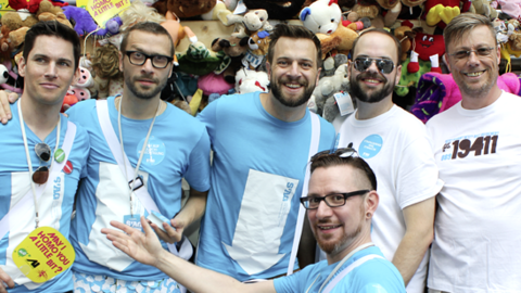 Die S'AG (Safety Aktionsgruppe) bei einem Auftritt auf dem Christopher Street Day.