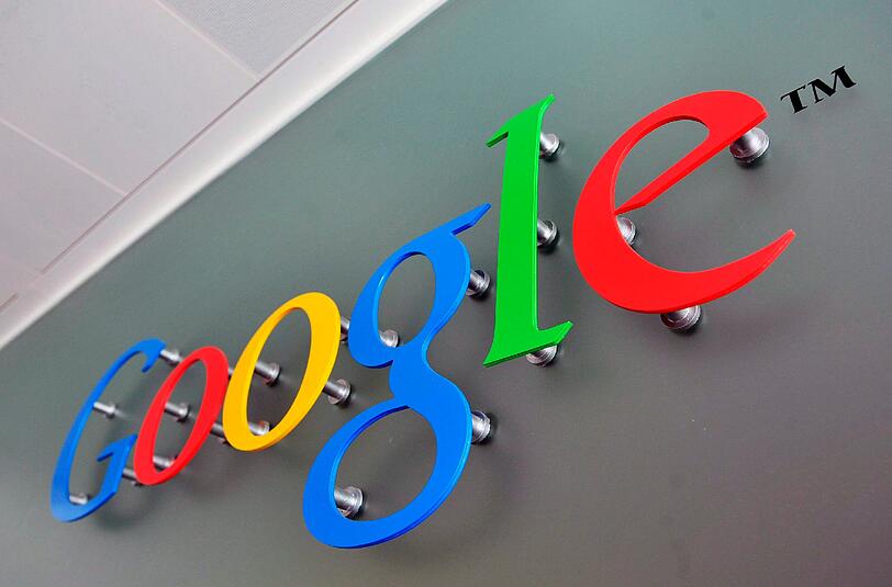 Das Web-Geschäft mit der Suchmaschine soll von neuen Unternehmungen wie selbstfahrenden Autos abgetrennt werden. Aus "Google" wird daher "Alphabet".