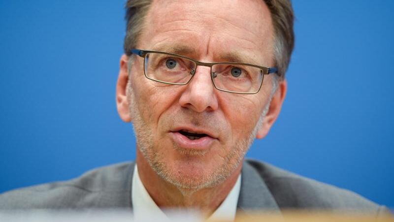 Holger Münch, Präsident des Bundeskriminalamtes, während einer Pressekonferenz. Holger Münch, Präsident des Bundeskriminalamtes, während einer Pressekonferenz.