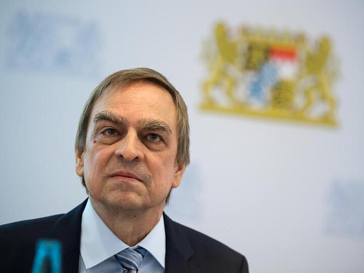 Walter Baier, Landesvorsitzender der Bayerischen Direktorenkonferenz. Foto: Peter Kneffel/Archivbild