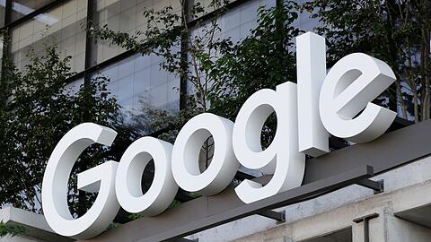 Google muss sich vor Gericht einem Wettbewerbsprozess stellen.