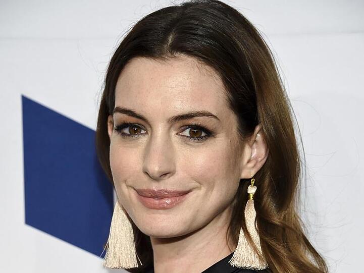 Schauspielerin Anne Hathaway hat sich einiges vorgenommen.
