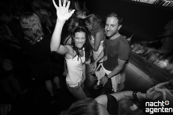 Nice! Im Crux gab es am Freitagabend Hip Hop vom Feinsten.
Mehr Bilder unter: www.nachtagenten.de.